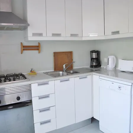 Horacio Is Located Near The Center Of Vilamoura