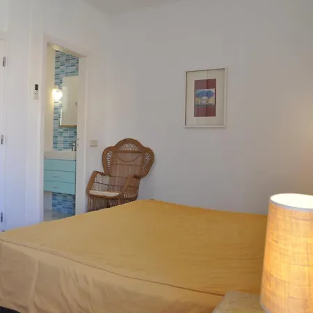 Horacio Is Located Near The Center Of Villa