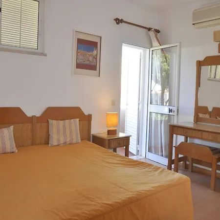 Horacio Is Located Near The Center Of Vilamoura