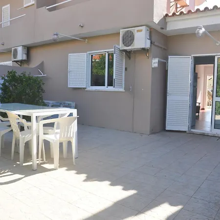 Horacio Is Located Near The Center Of Villa Vilamoura